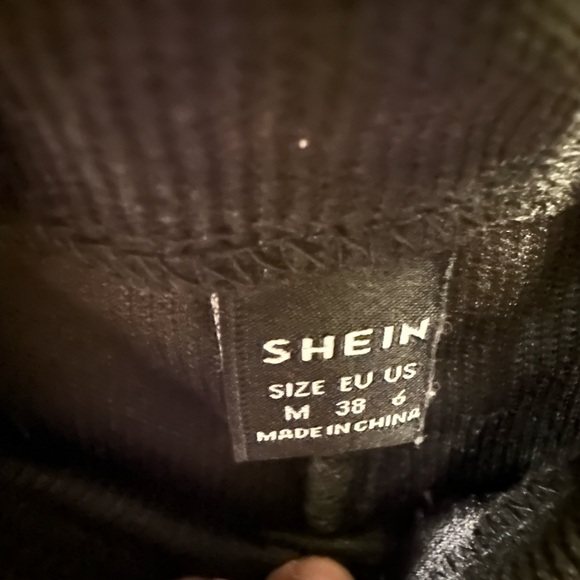 SHEIN Black Overall Jumpsuit - Picture 5 of 10